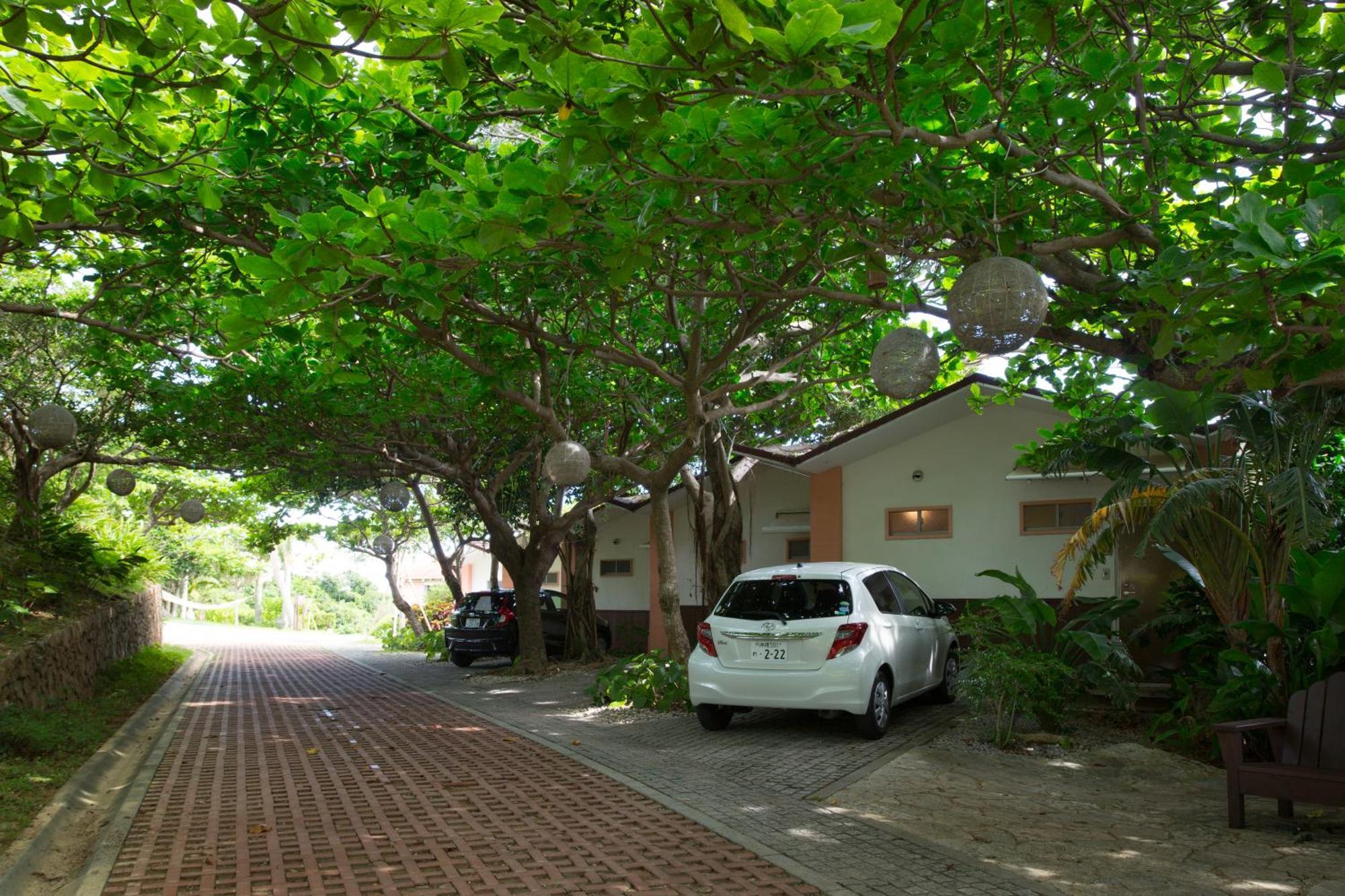 Coco Garden Resort Okinawa Uruma Exterior foto